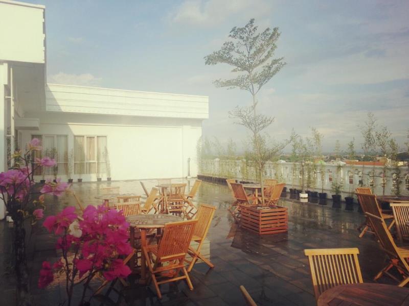 Amarelo Hotel Solo Exterior photo